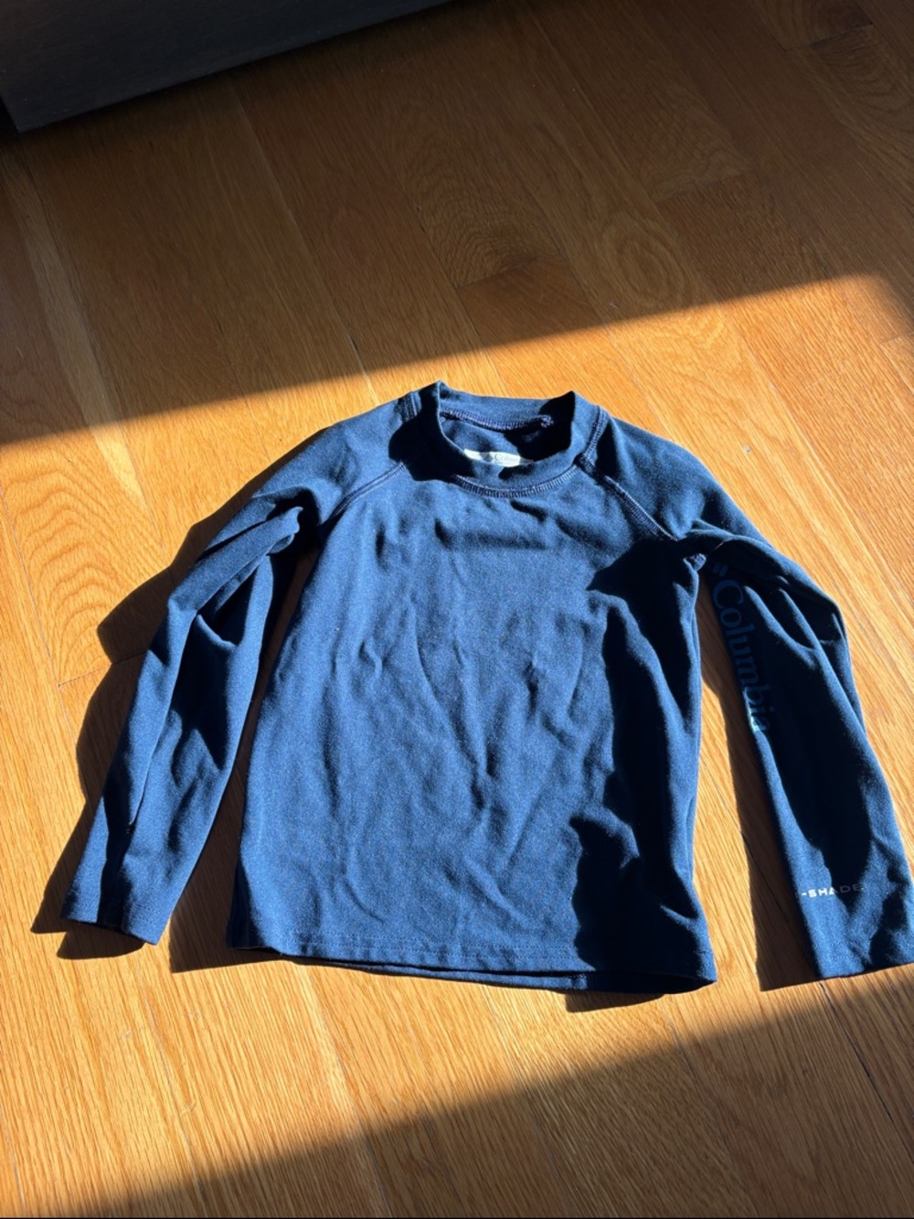 Columbia Navy Performance Long Sleeve Top